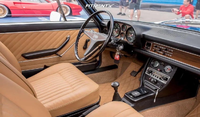 Audi 100Gl Año 1973 interior