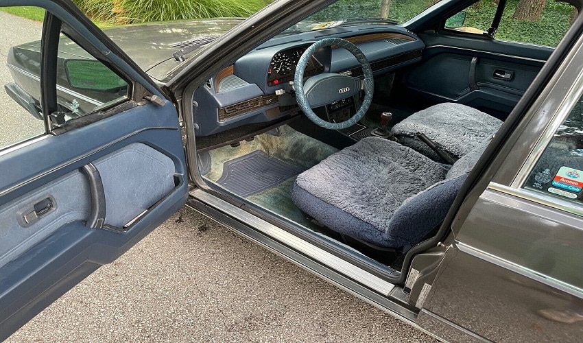 Audi 5000 Año 1979 interior