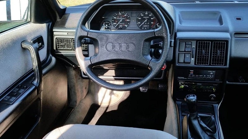 Audi 5000 Año 1987 interior