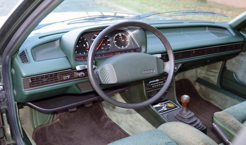 Audi 5000 Año 1989 interior