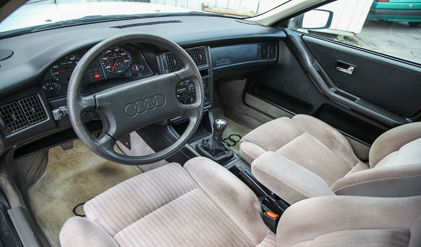 Audi 80 Año 1988 interior