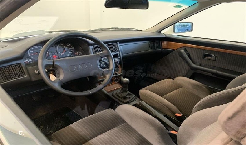 Audi 80 Año 1989 interior