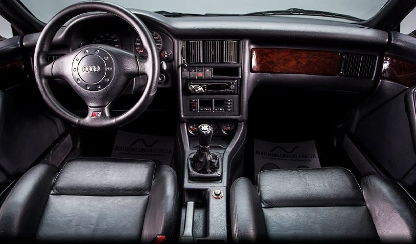 Audi 80 Año 1992 interior