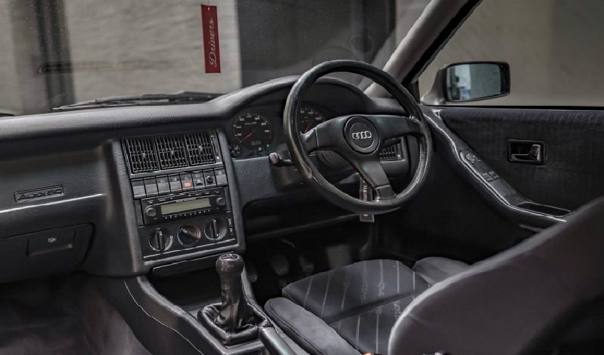 Audi 80 Año 1993 interior