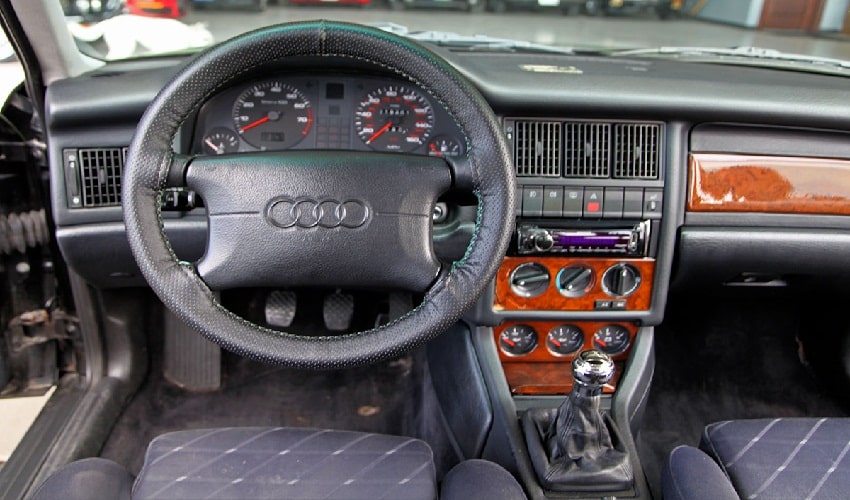 Audi 90 año 1995 interior