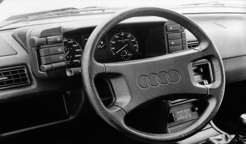 Audi 90 interior