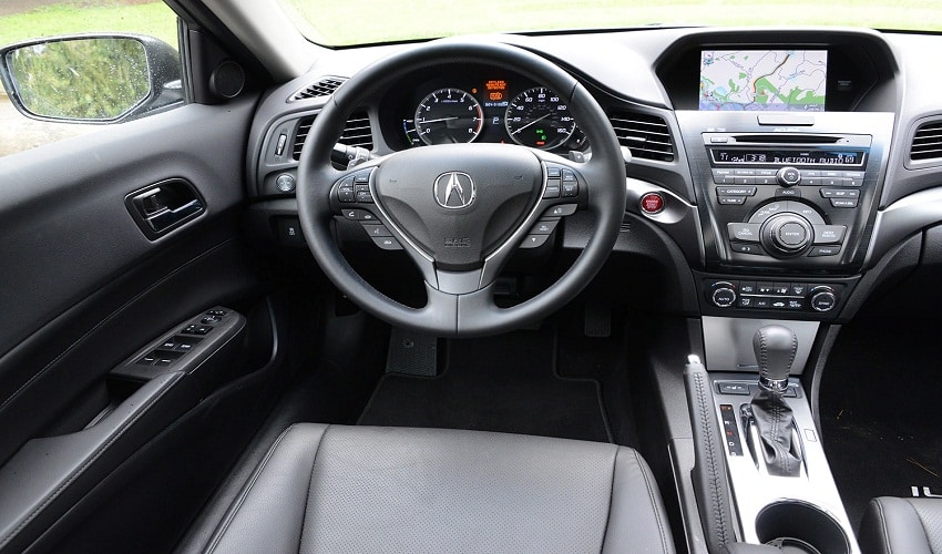 interior del Acura Ilx Año 2013